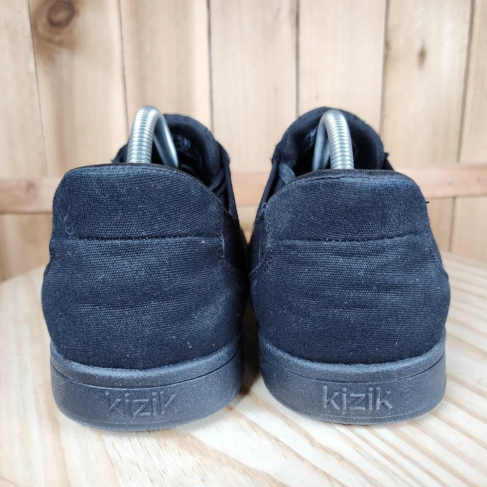 Kizik brand style